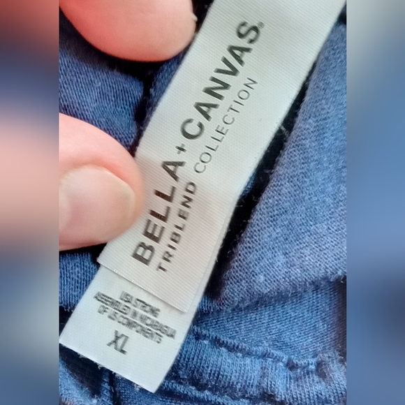 Bella Canvas "Kindness Always Comes Back" Graphic Tee  Floral Women's Size XL - Picture 6 of 8